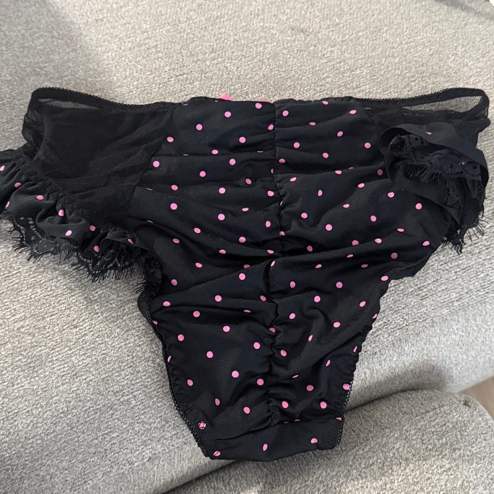 Fredericks of Hollywood panty - Picture 2 of 4